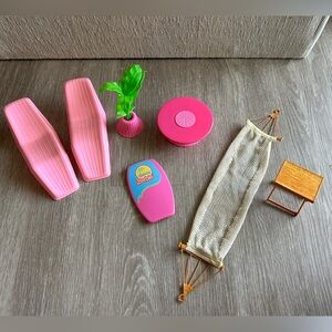 Barbie lot of random accessories